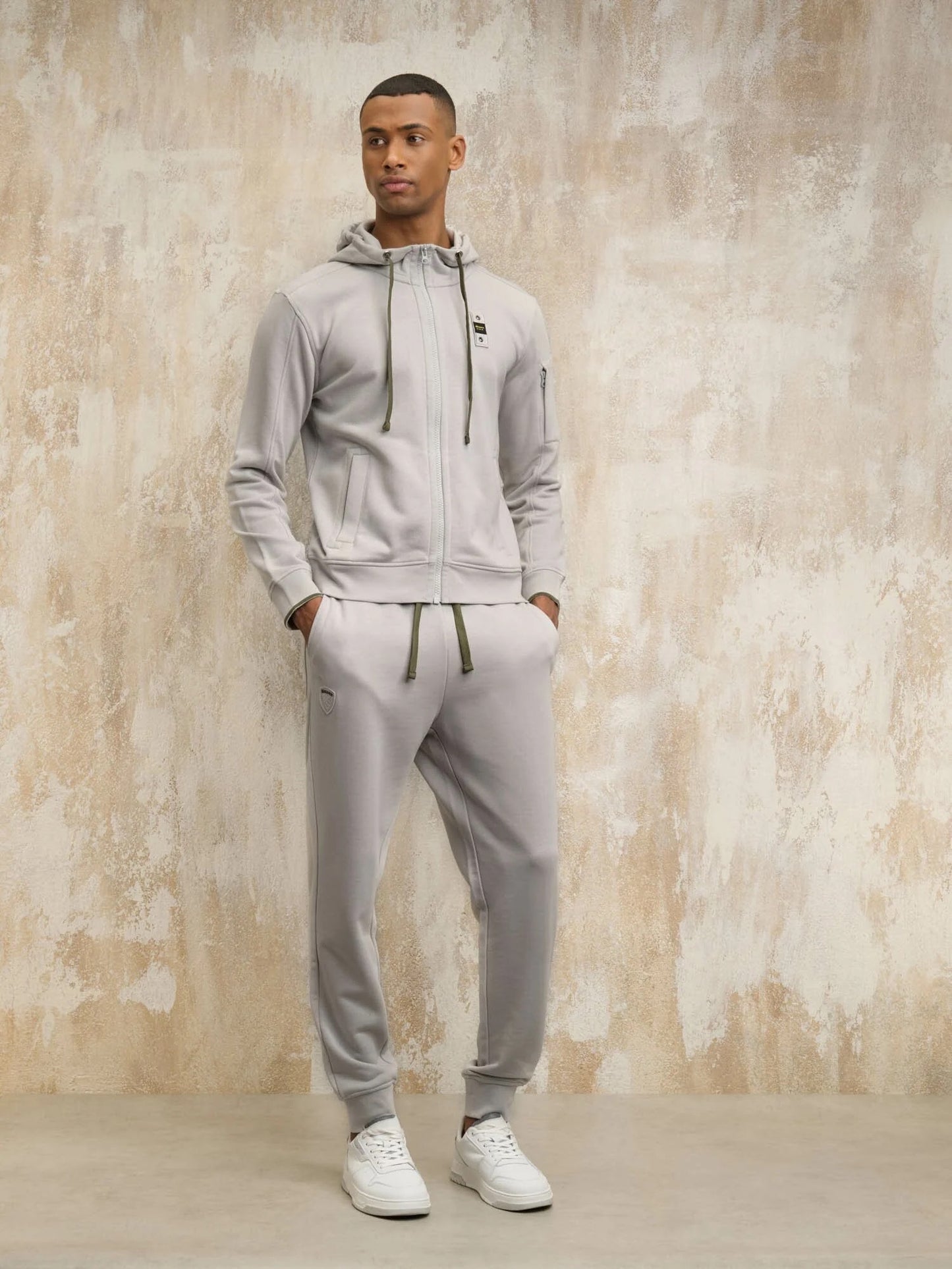 Felpa Blauer con zip