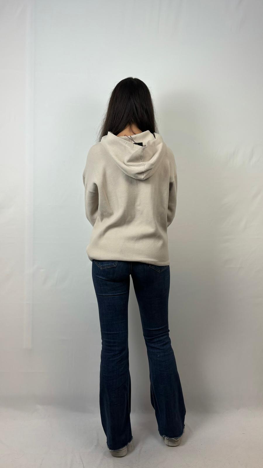 Maglia con cappuccio Haley Blauer