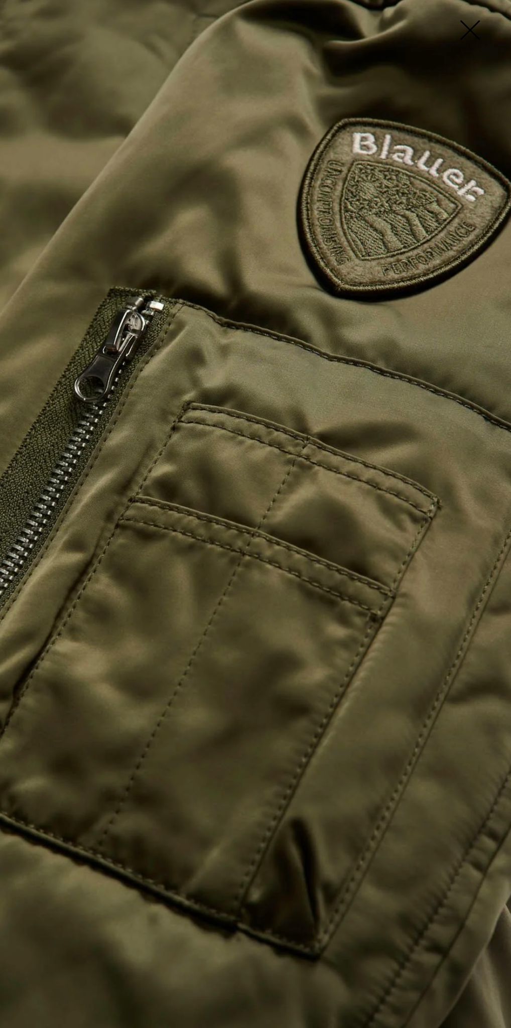 Bomber con pelliccia e cappuccio Nearen Blauer