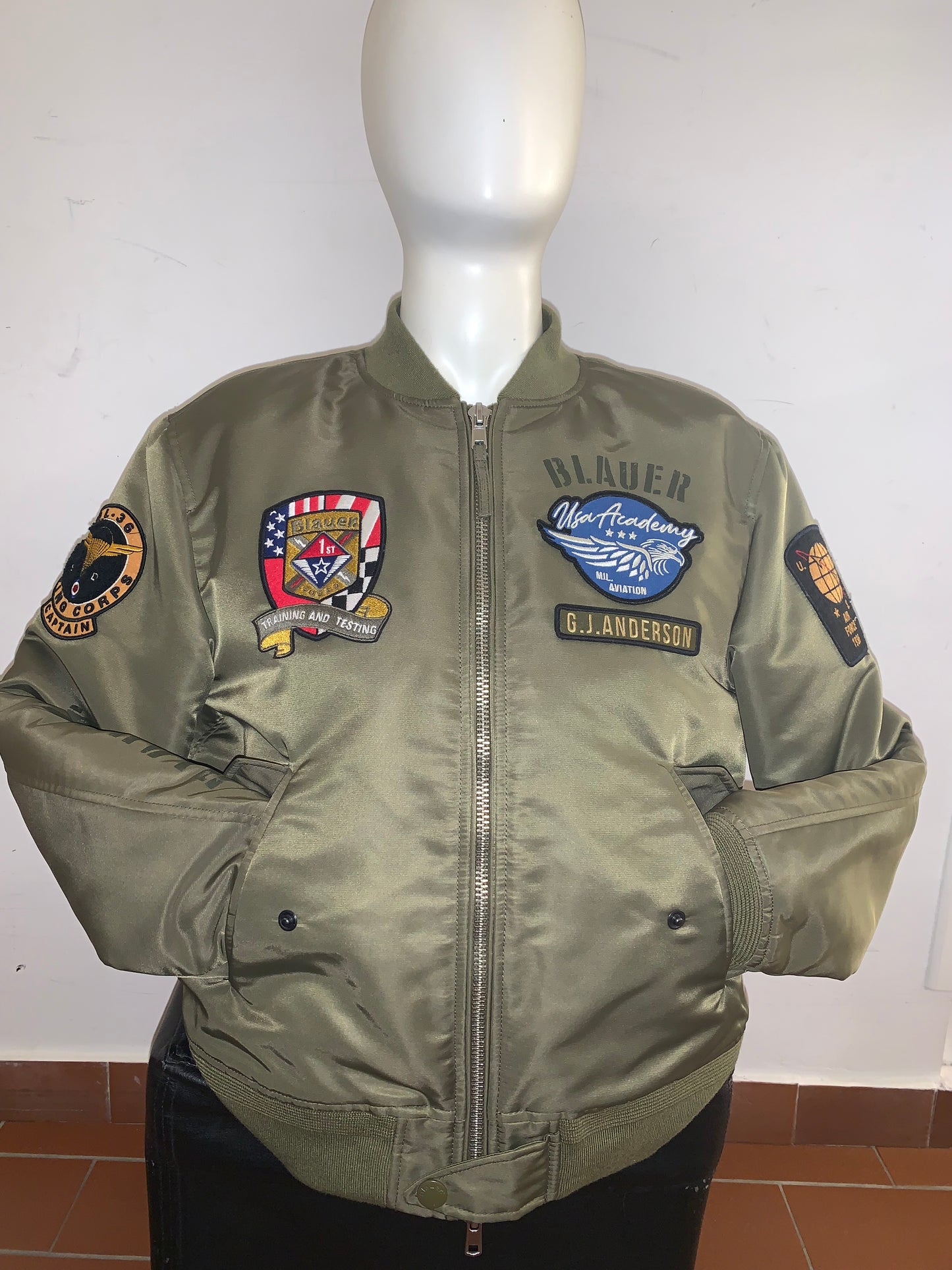 Bomber Blauer limited edition linea Academy