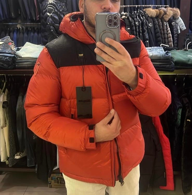 2 piumini Blauer + mou nere