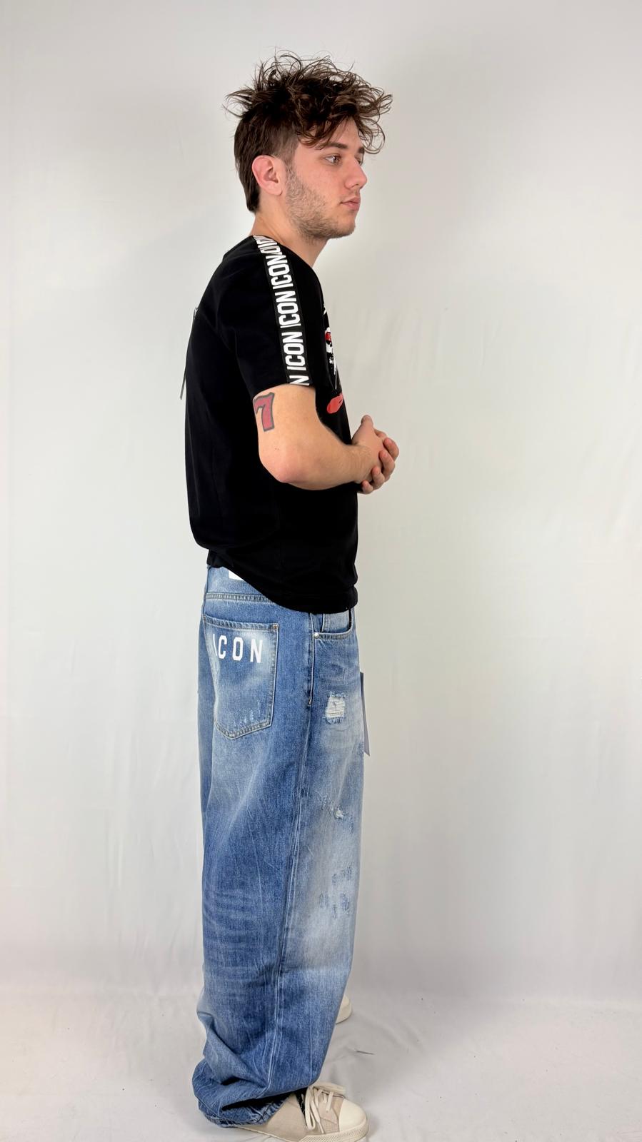 T-shirt logo "X" Icon