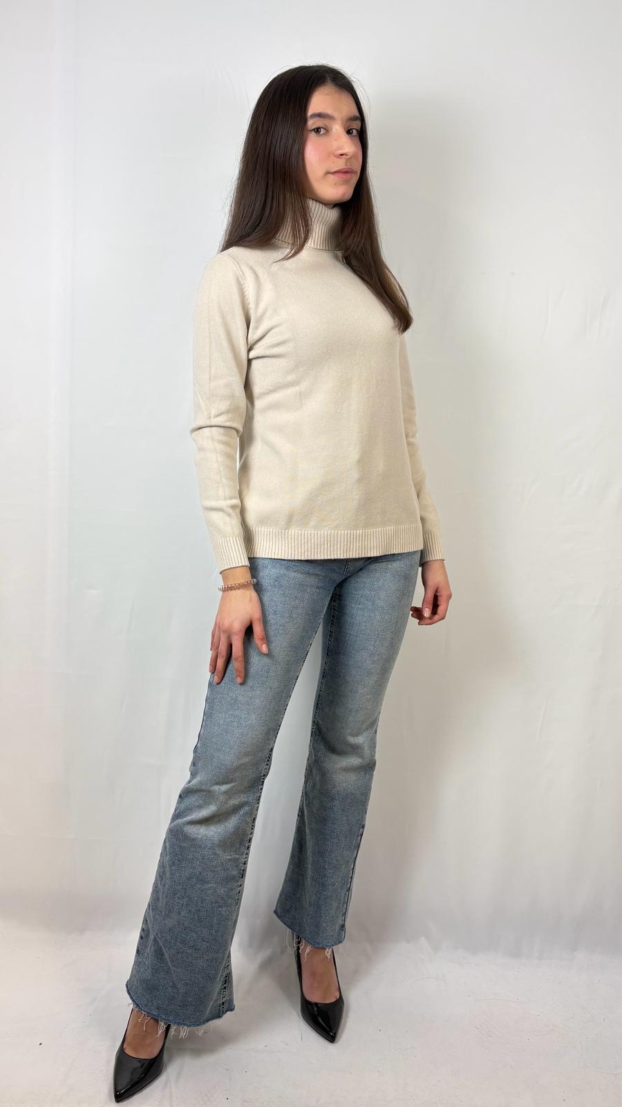 Maglia collo alto in viscosa Karma