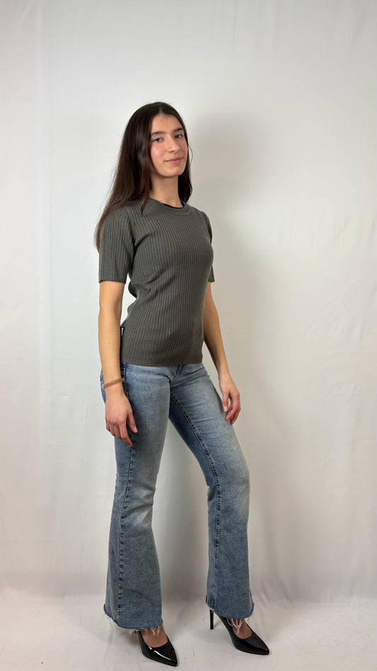 Maglia girocollo a costine Sharon Blauer