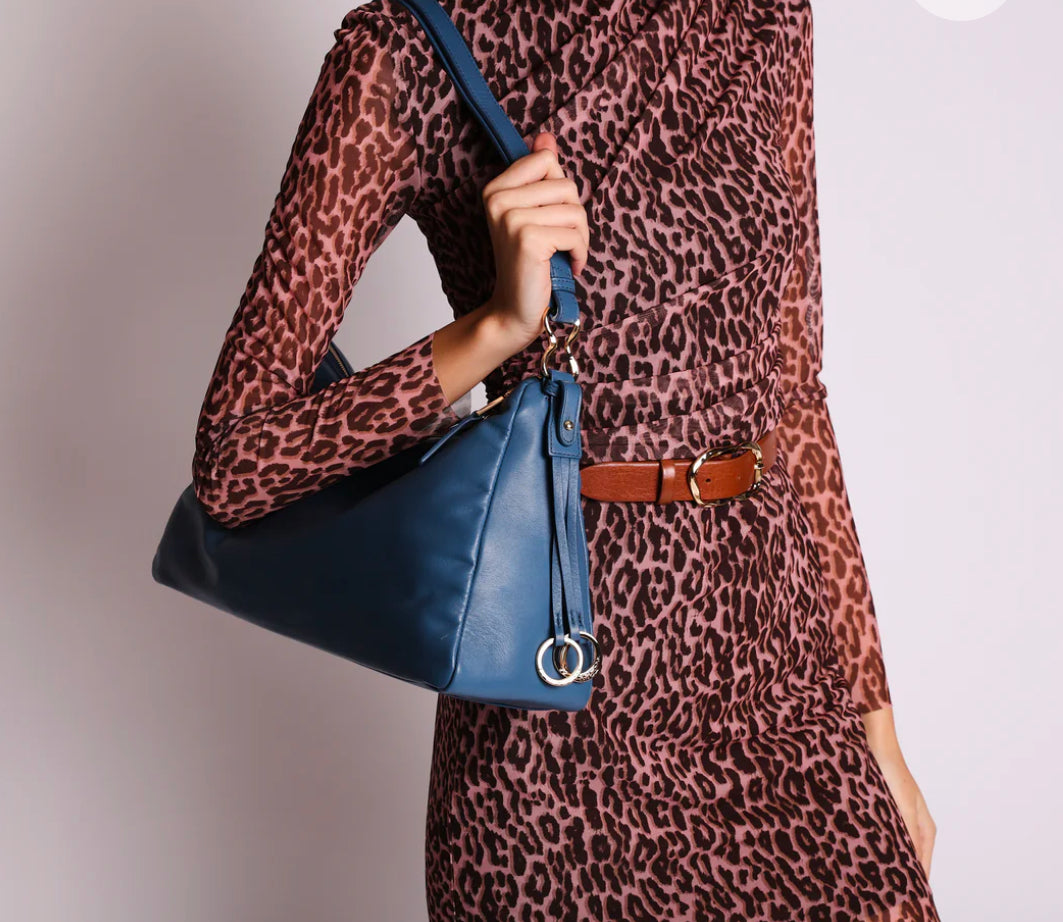 TOSCABLU
Borsa a spalla in pelle Susan colore blu