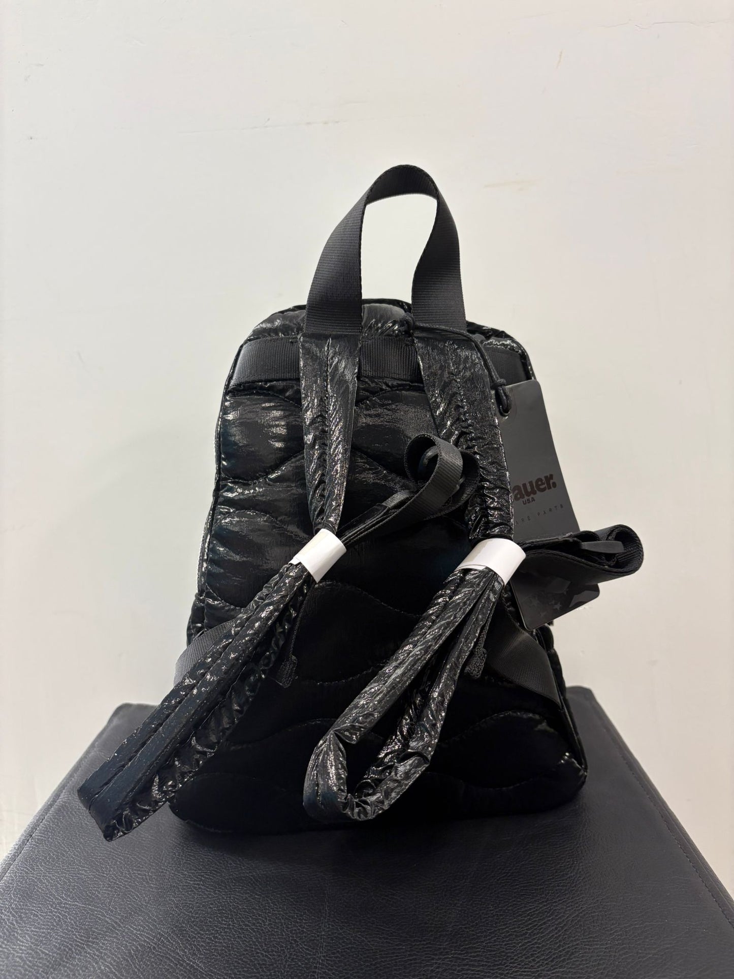 Zaino nero piumino ad onde con strass Wave Blauer