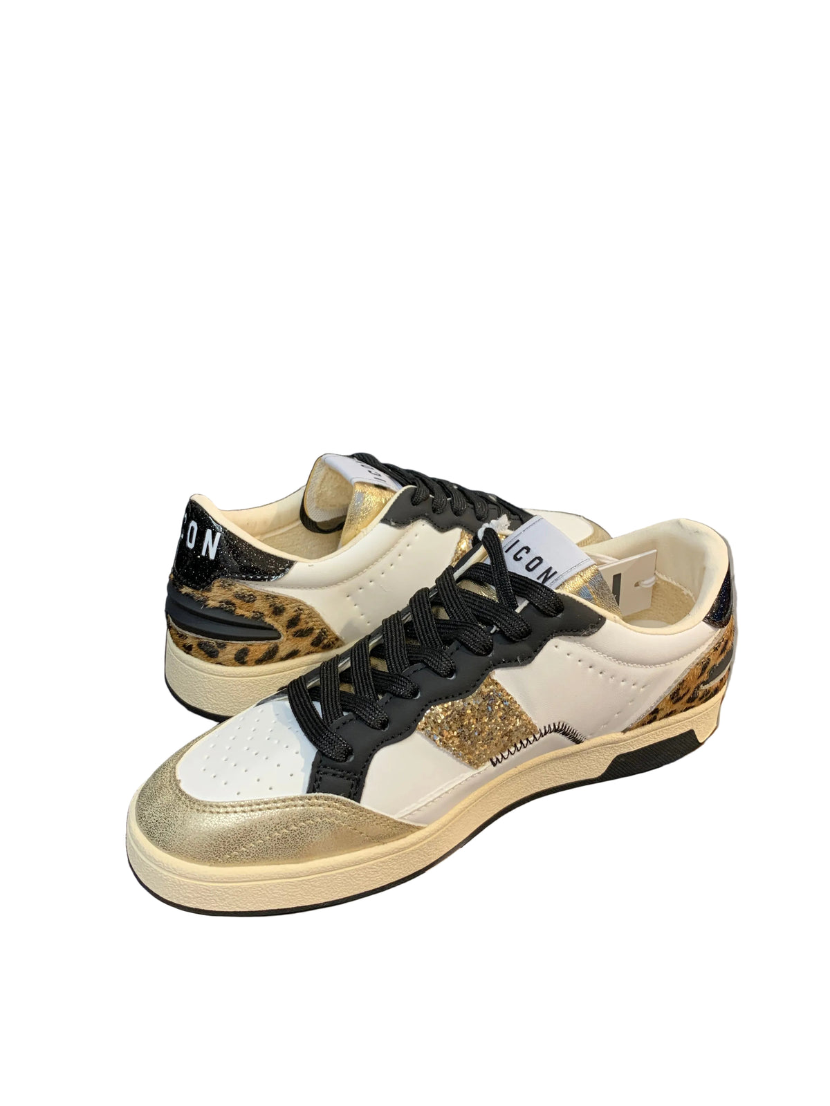 Sneakers Icon