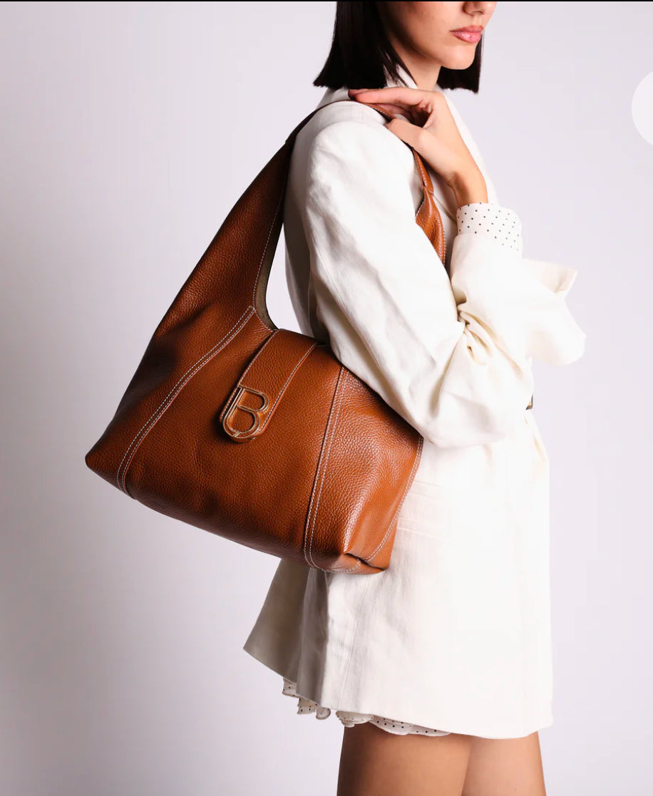 TOSCABLU
Borsa a spalla in pelle Brera colore cuoio