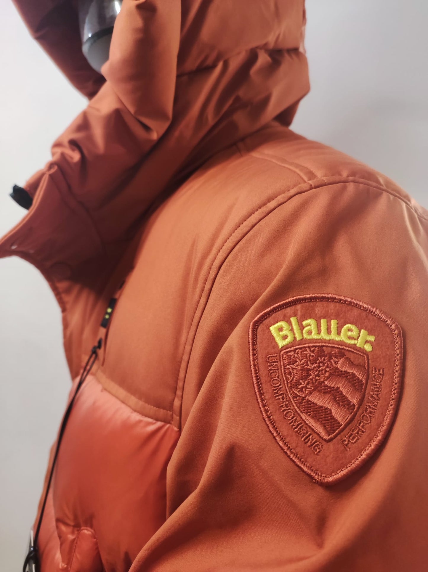 Giacca in nylon e neoprene Brook