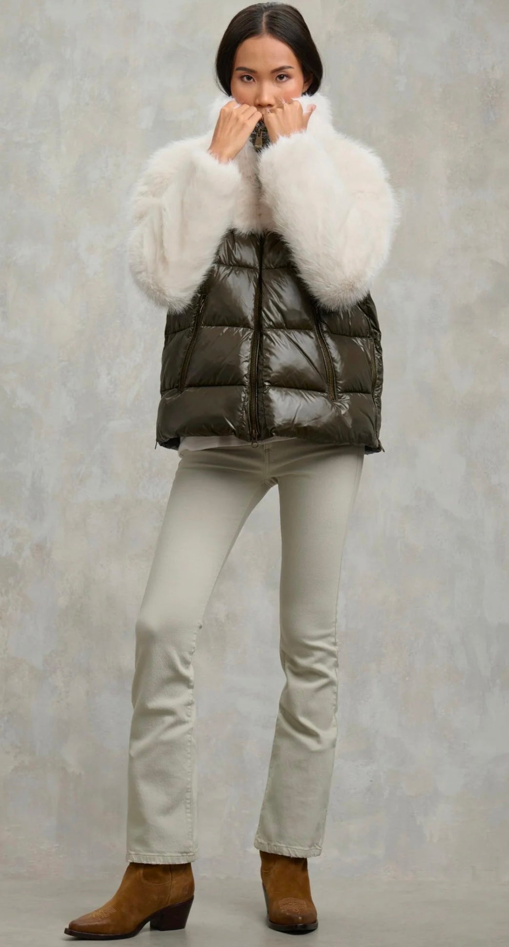 Giacca in nylon con ecopelliccia Tortora