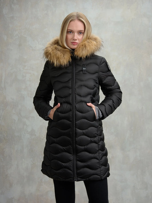 Piumino lungo ad onde con pelliccia Lynel