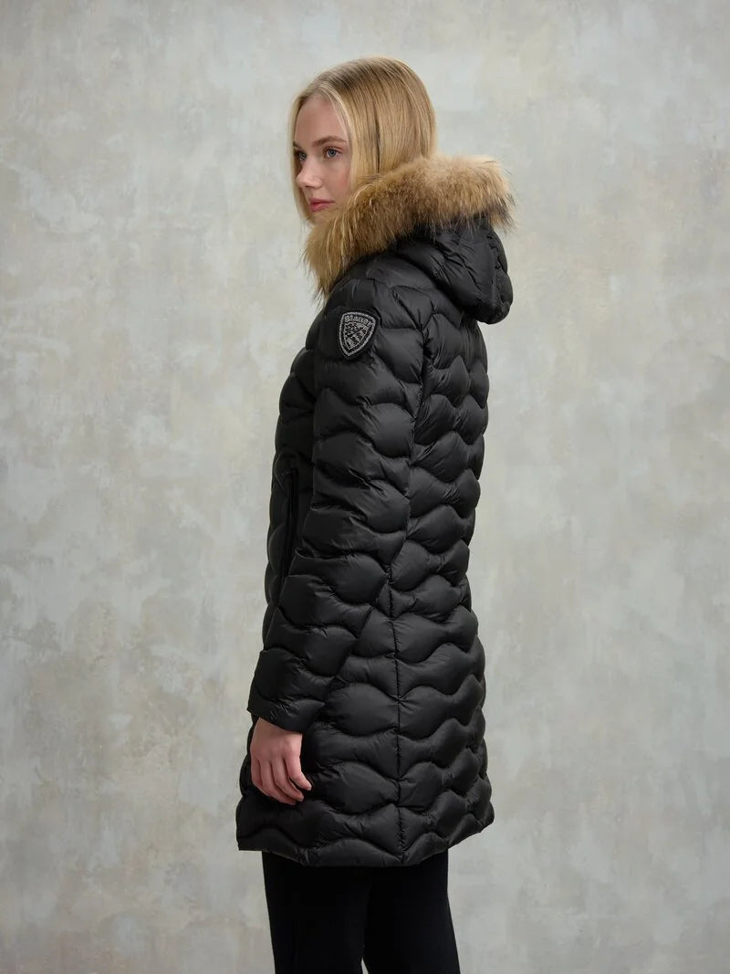 Piumino lungo ad onde con pelliccia Lynel