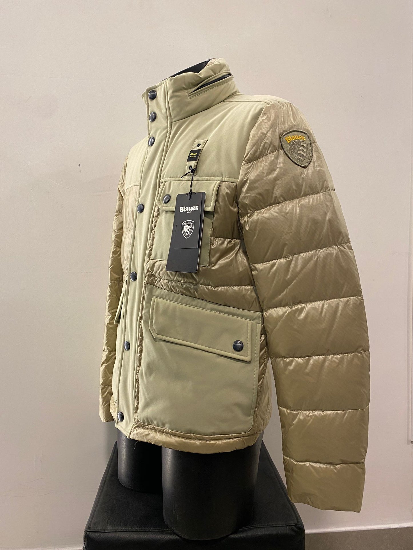 Giubbino corto imbottito piuma Blauer