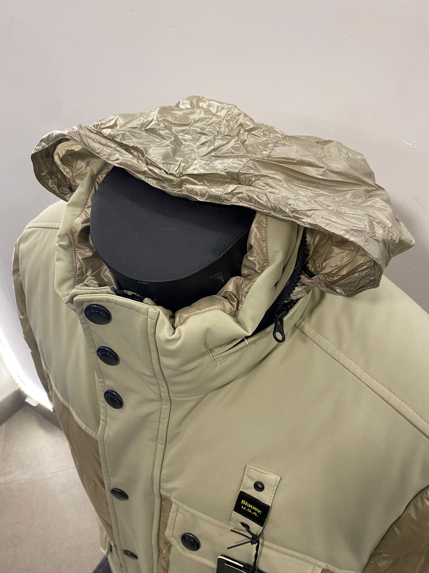 Giubbino corto imbottito piuma Blauer