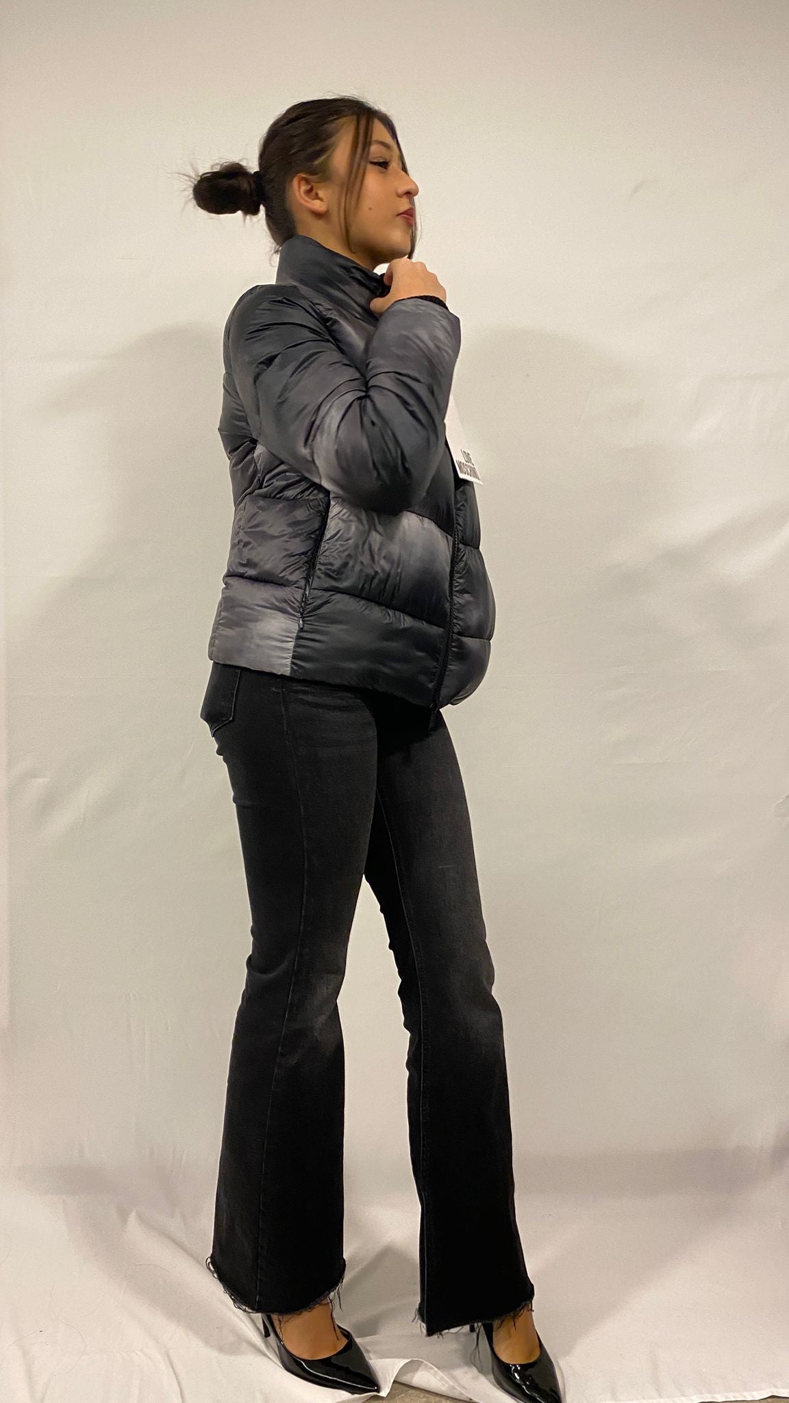 Giubbetto  Love Moschino senza cappuccio.