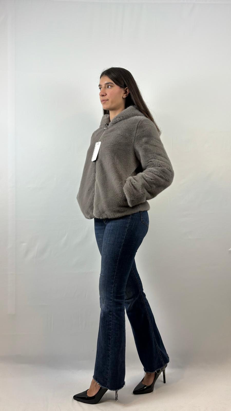 Ecopelliccia con cappuccio Censured