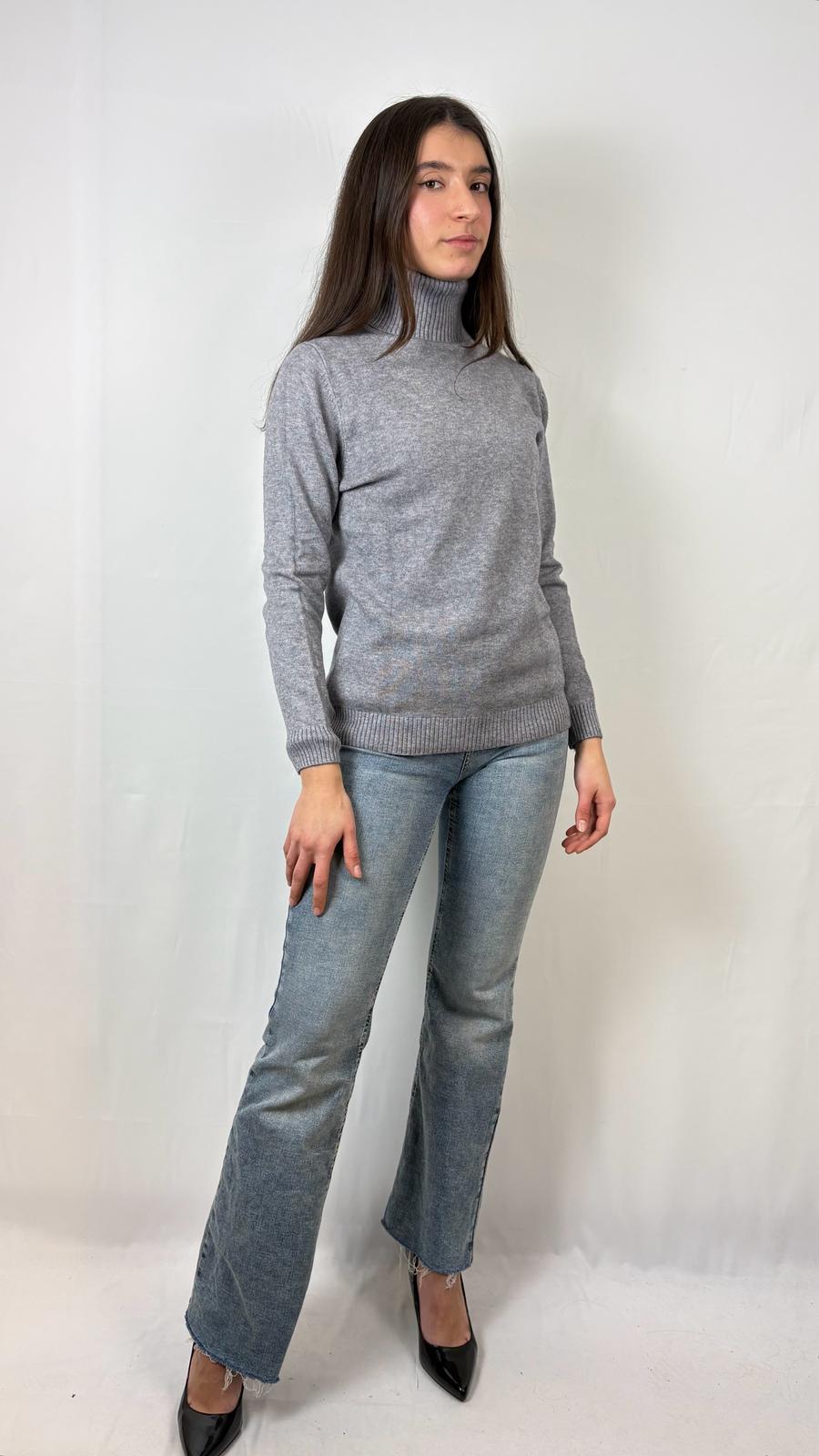 Maglia collo alto in viscosa Karma